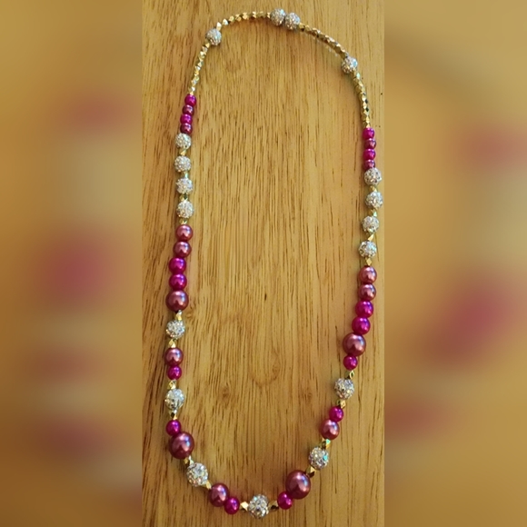 Gorgeous Handmade Stretch Necklace - Picture 4 of 6